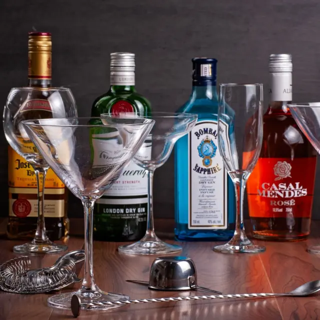 Gin Vs Vodka: The 2026 Guide To Flavor, Uses, And Which One To Choose