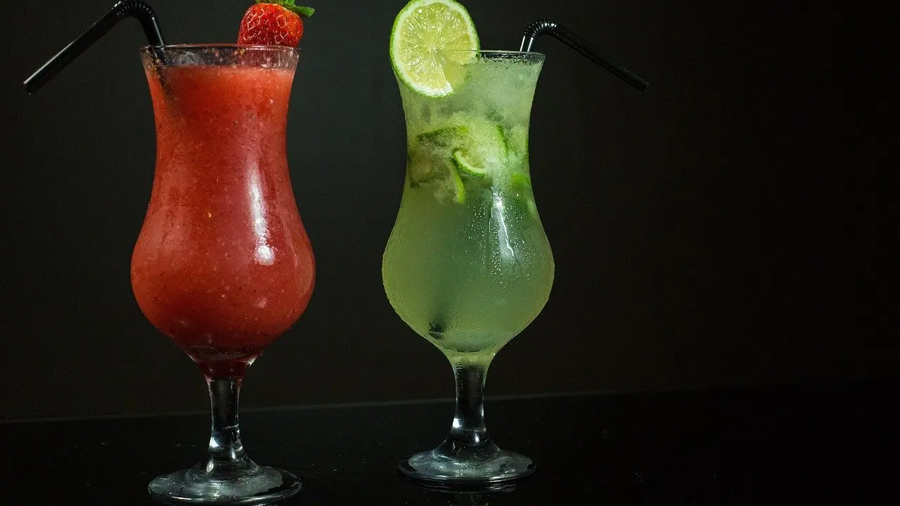 Spring Vodka Cocktails: 10 Fresh Recipes, Tips, and Variations for 2026